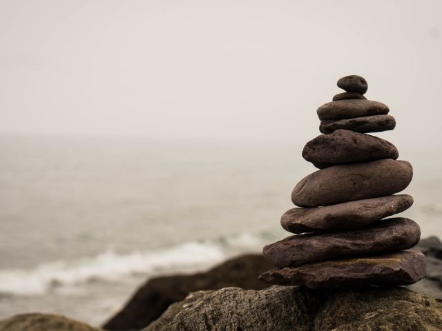 balance-2686214_1920